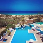 Hotel Faros Small And Restaurant 3*