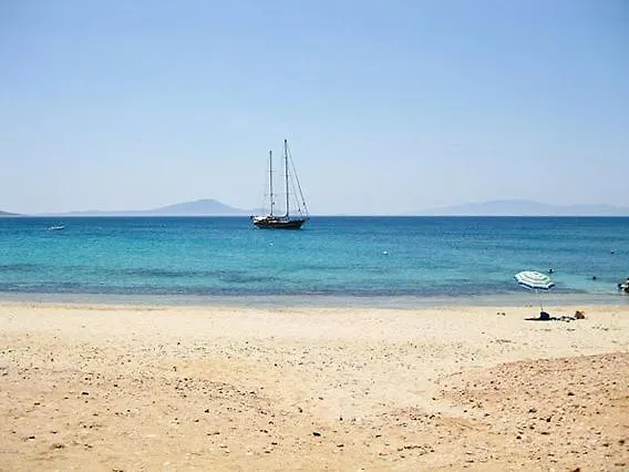 Hotel Faros Small And Restaurant 3*