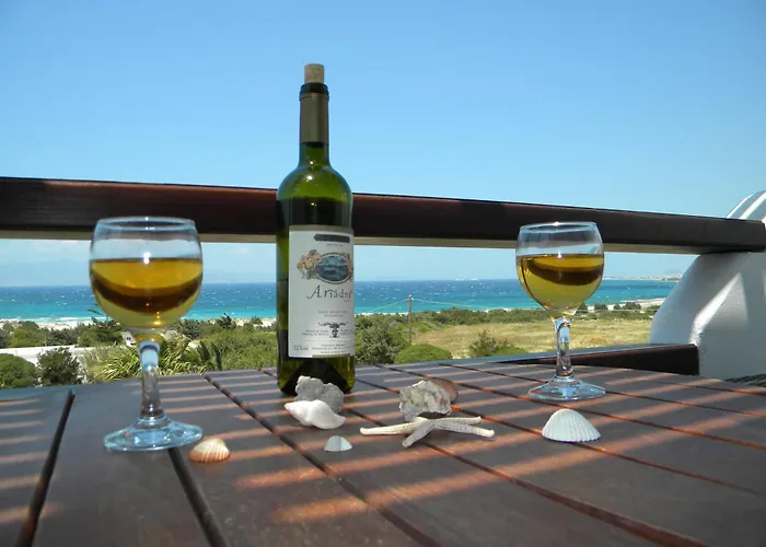 Faros Small And Restaurant Aliko Beach