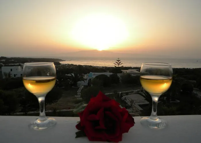 Hotel Faros Small And Restaurant 3*