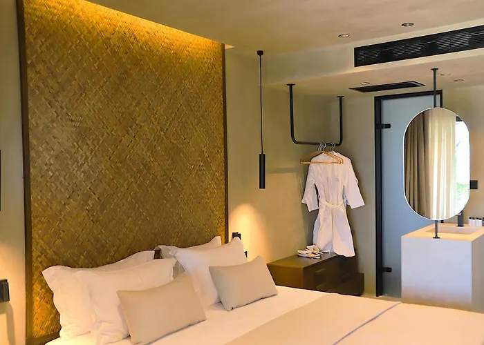 Faros Small And Restaurant Hotel Aliko Beach