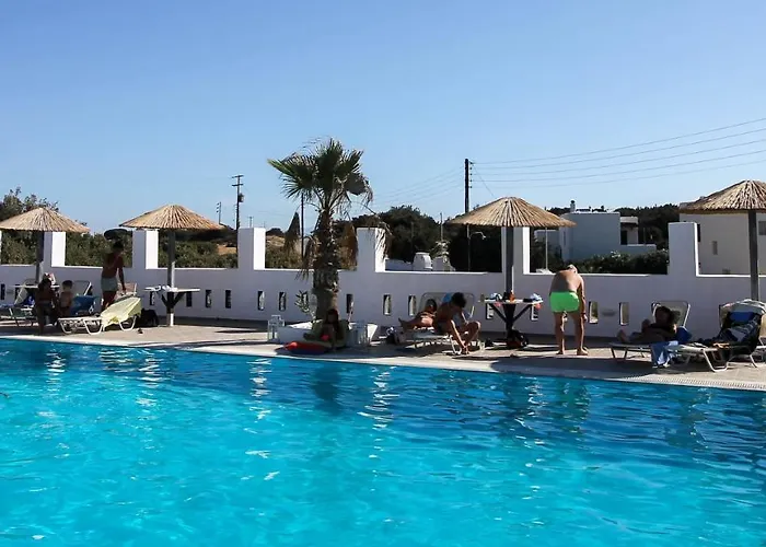 Faros Small And Restaurant Aliko Beach