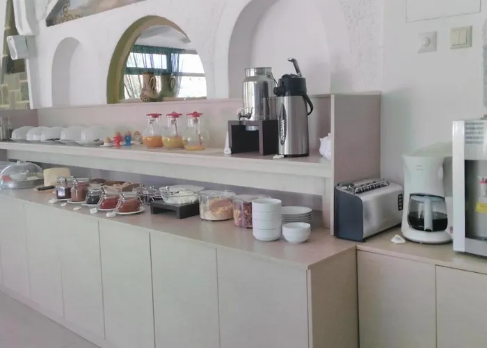 Faros Small And Restaurant Hotel 3*