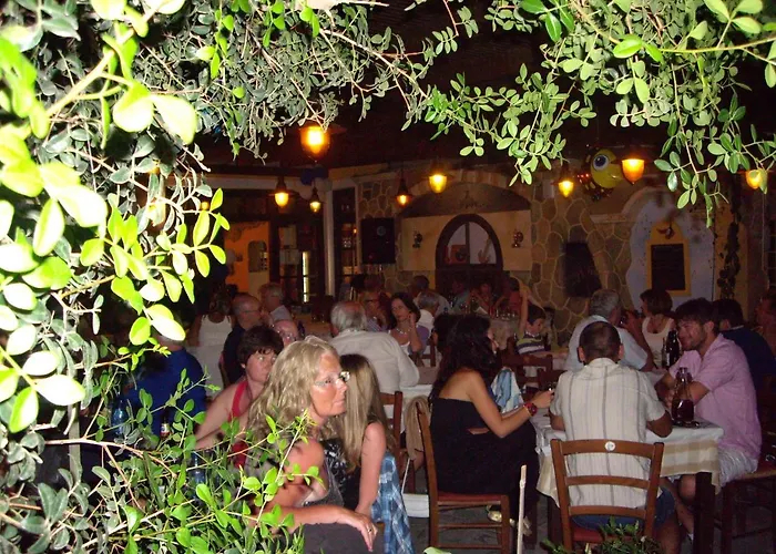 Faros Small And Restaurant Hotel Aliko Beach