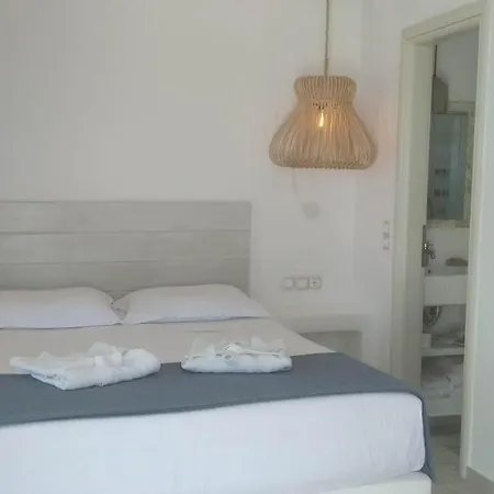 Faros Small And Restaurant Отель 3*