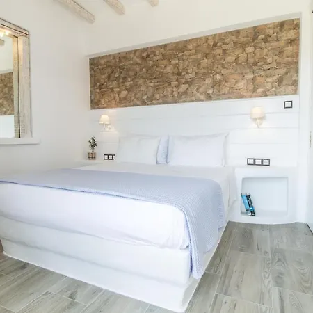 Faros Small And Restaurant 3*