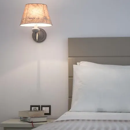 Faros Small Hotel&restaurant