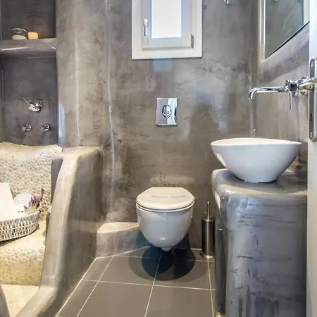 Faros Small And Restaurant Отель 3*