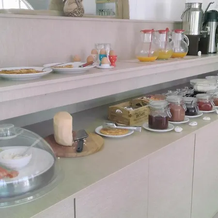 Faros Small And Restaurant Алико-Бич