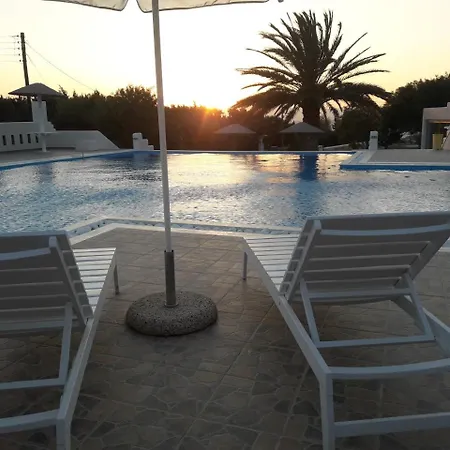 Faros Small And Restaurant Отель 3*